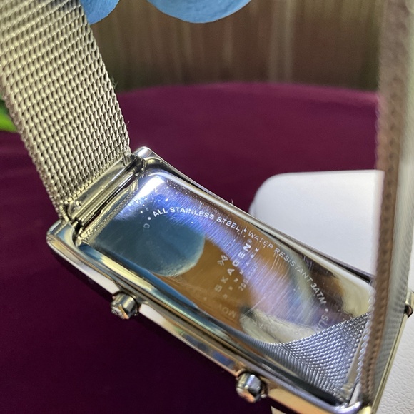 Skagen Denmark Women's Dual Time Quartz Watch - Picture 6 of 6